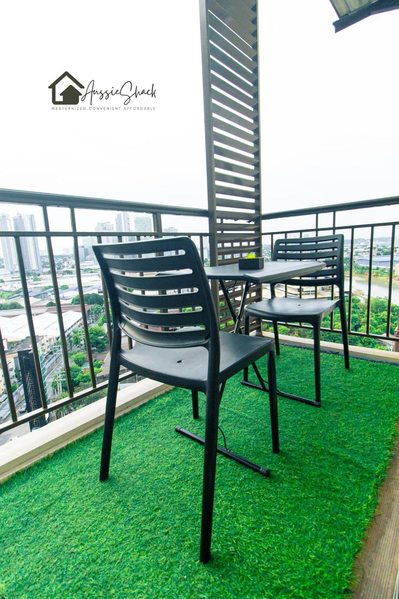 Aussie Shack - 2Br Modern Condo With Skyline View Manille Extérieur photo