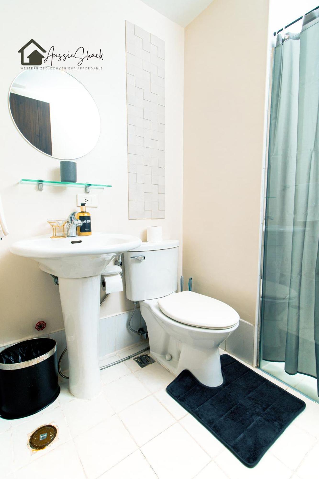 Aussie Shack - 2Br Modern Condo With Skyline View Manille Extérieur photo