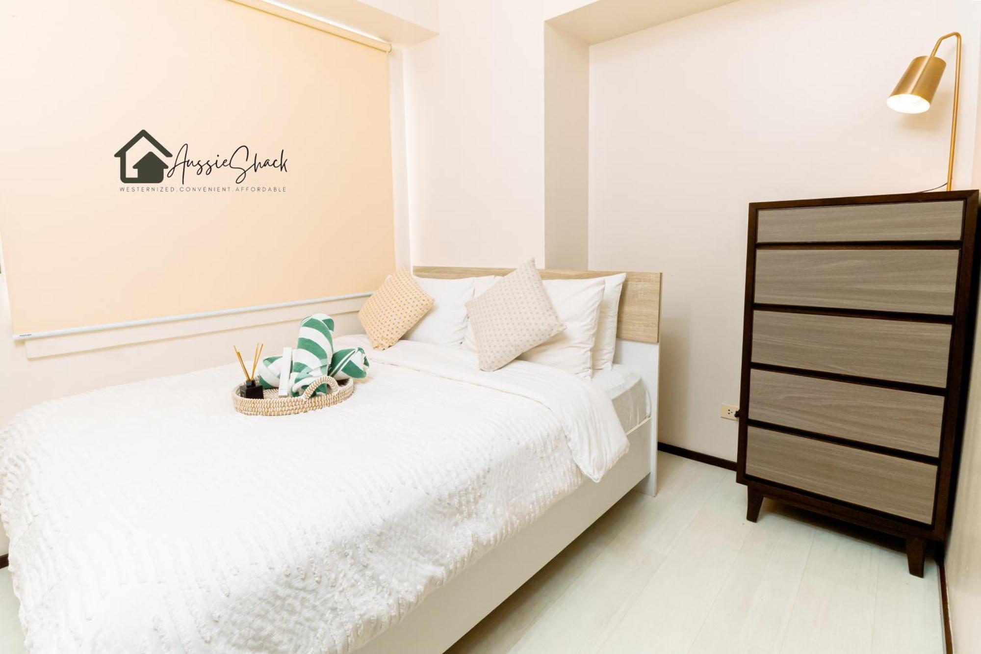 Aussie Shack - 2Br Modern Condo With Skyline View Manille Extérieur photo
